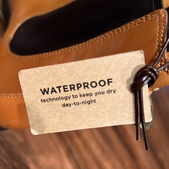 Cole Haan Evan Boot Waterproof - Picture 15 of 16